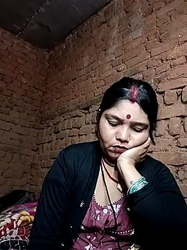 Snapshot of Priya_tyagi chatting on September 28, 8:30 am Priya tyagi online show from September 28, 8:30 am