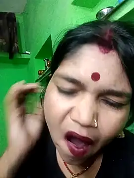 Snapshot of Priya_tyagi chatting on October 17, 8:12 pm Priya tyagi online show from October 17, 8:12 pm