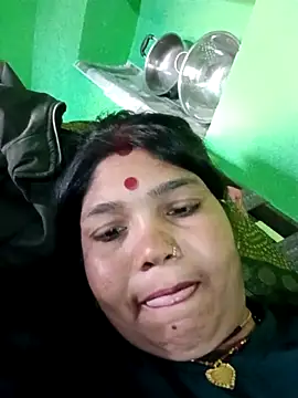 Snapshot of Priya_tyagi chatting on October 19, 6:59 am Priya tyagi online show from October 19, 6:59 am