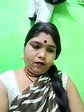 Snapshot of Priya_tyagi chatting on October 31, 9:24 am Priya tyagi online show from October 31, 9:24 am
