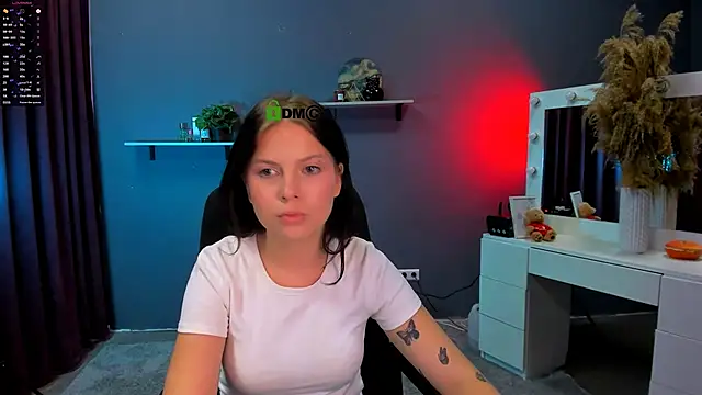 renata sweety online show from September 17, 1:09 pm