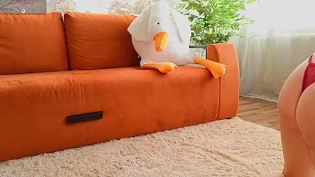 ttragedienne online show from March 24, 1:16 pm