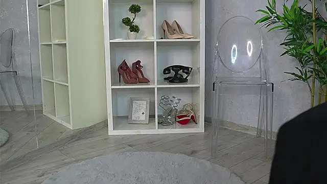 EveWilder online show from November 4, 6:18 am