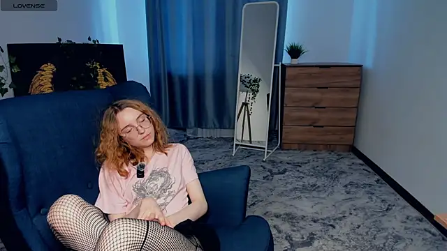 IiceVeinss online show from September 12, 12:56 pm