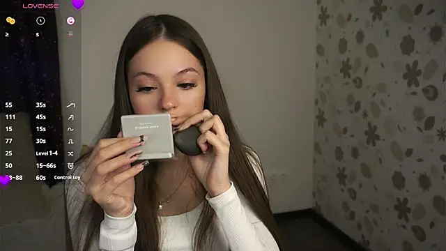 NamLacefield online show from October 6, 7:14 am