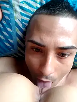 xparejaxxx777 online show from September 12, 6:04 pm