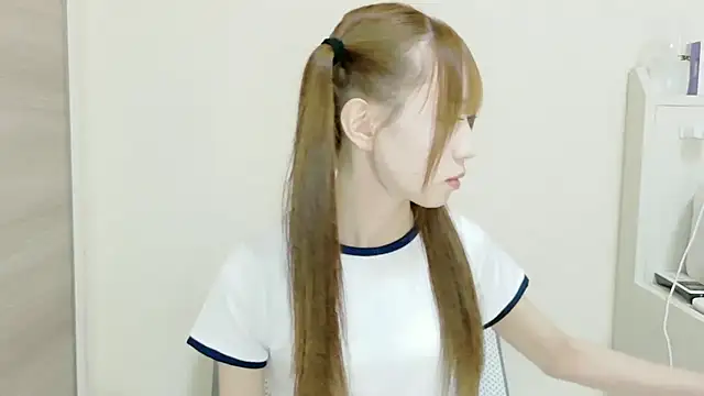 -rei- online show from September 18, 1:09 pm