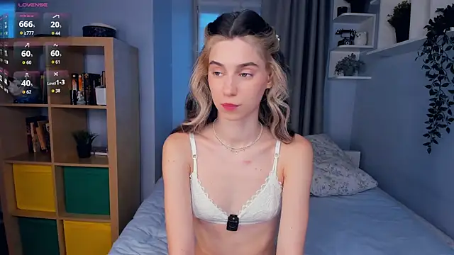 AntonettaTarring online show from December 20, 7:23 am