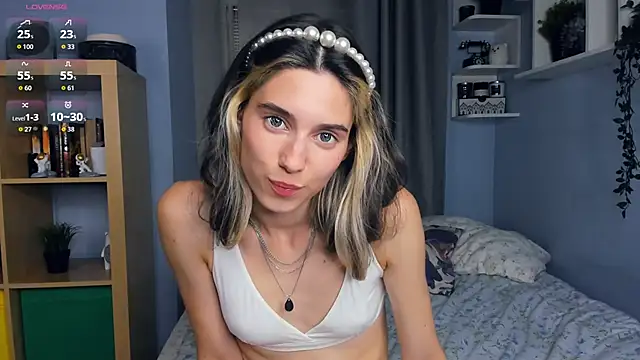 Snapshot of AntonettaTarring chatting on September 25, 11:20 am AntonettaTarring online show from September 25, 11:20 am