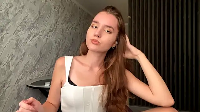 Anna Dominator online show from September 14, 3:10 pm