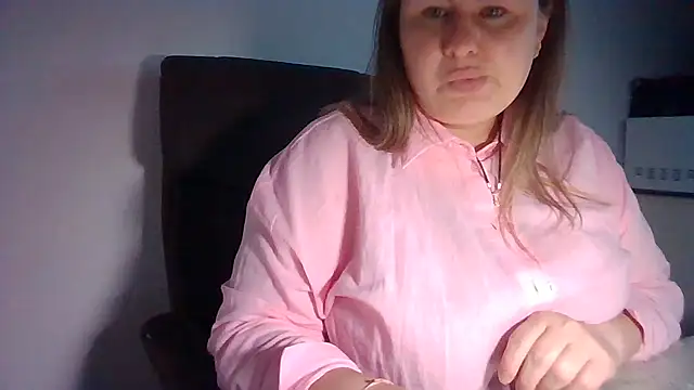 MartaXLove online show from September 17, 7:45 pm