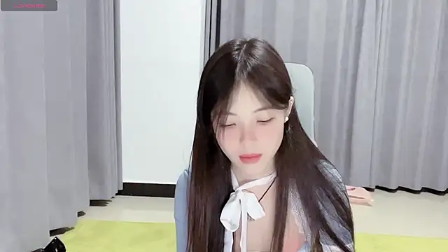 Snapshot of nuonuo321 chatting on October 20, 1:03 pm nuonuo321 online show from October 20, 1:03 pm