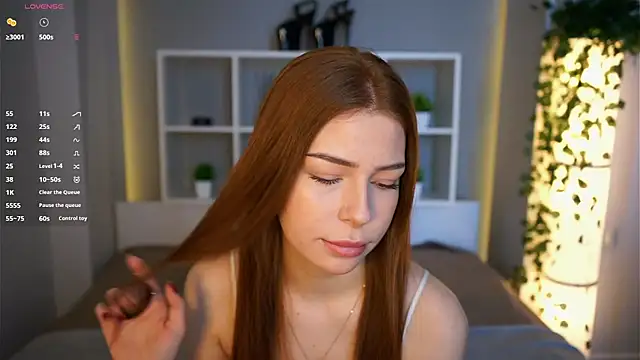 Snapshot of SexyEsma chatting on October 25, 6:10 am SexyEsma online show from October 25, 6:10 am