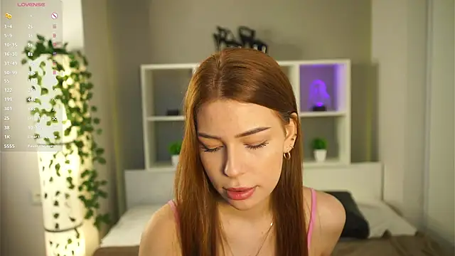 Snapshot of SexyEsma chatting on October 24, 6:09 am SexyEsma online show from October 24, 6:09 am