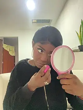 zaracollins01 online show from September 20, 3:21 pm