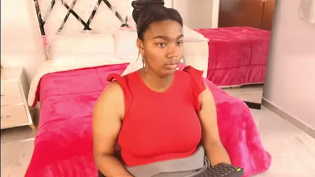 Amiranast online show from October 17, 12:30 pm