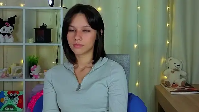 MyeshaTress online show from September 13, 6:32 am