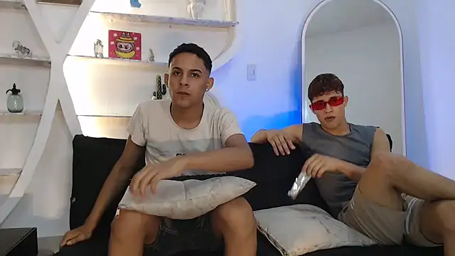 Snapshot of GRETTY_BOYS chatting on October 24, 7:48 am GRETTY BOYS online show from October 24, 7:48 am