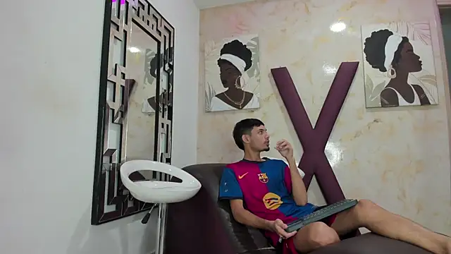 GRETTY BOYS online show from May 17, 1:27 am