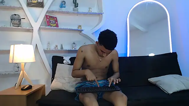 Snapshot of GRETTY_BOYS chatting on September 20, 1:49 am GRETTY BOYS online show from September 20, 1:49 am