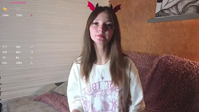 Snapshot of DongMolt chatting on October 31, 7:40 pm DongMolt online show from October 31, 7:40 pm