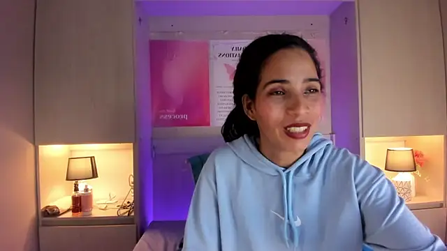 LexxaQueen online show from November 15, 5:41 am