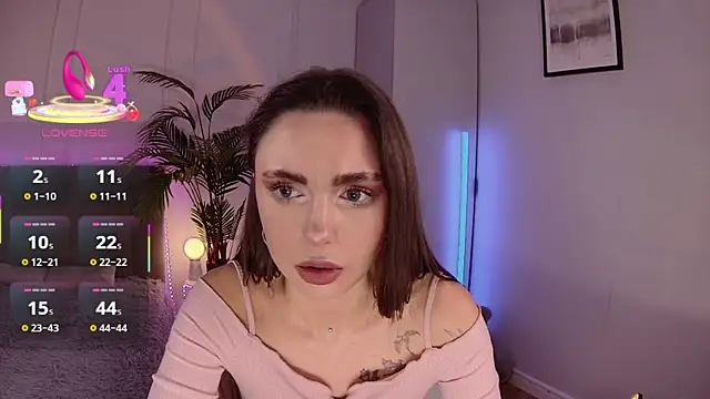 Snapshot of Leri_Star chatting on October 10, 8:03 pm Leri Star online show from October 10, 8:03 pm