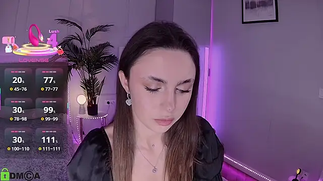 Snapshot of Leri_Star chatting on October 4, 8:02 pm Leri Star online show from October 4, 8:02 pm