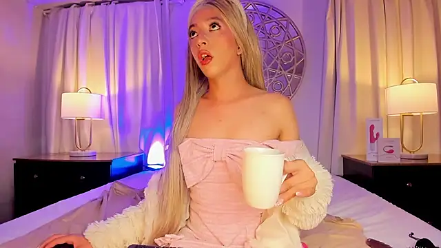 Isabella glam online show from October 28, 8:14 pm