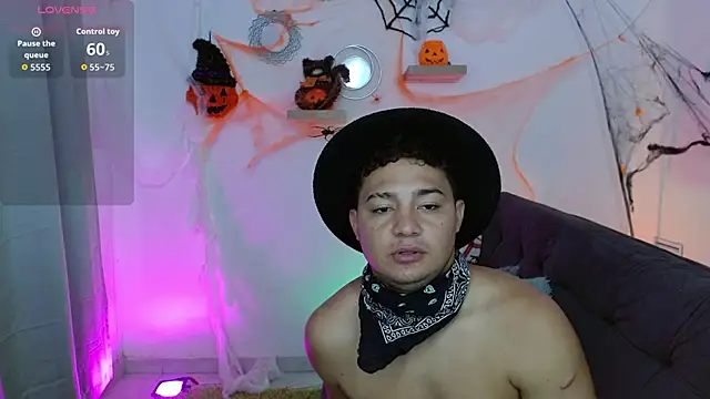 antonella n brian online show from October 31, 7:07 pm