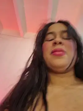 Alii son online show from May 17, 2:27 pm