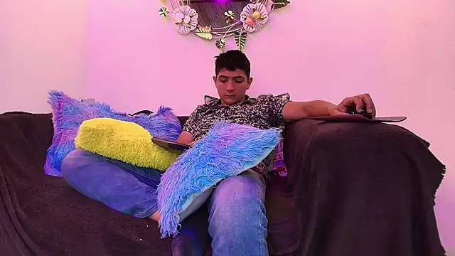 lilith and draven nom online show from October 15, 9:28 pm