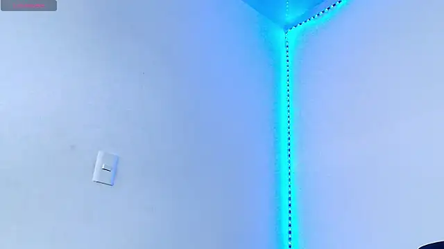 Snapshot of Allymdo chatting on October 16, 4:42 pm Allymdo online show from October 16, 4:42 pm