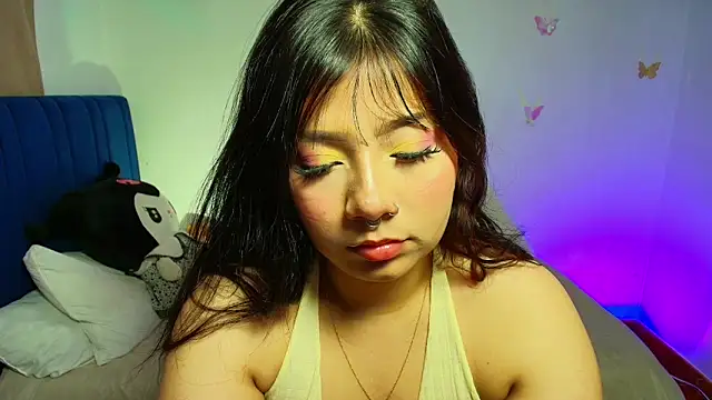 annie-russel online show from February 18, 6:12 am