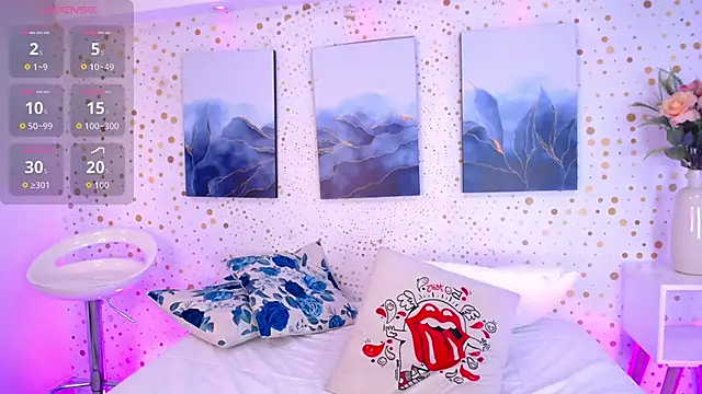 Emily Vaughan online show from November 23, 3:31 am