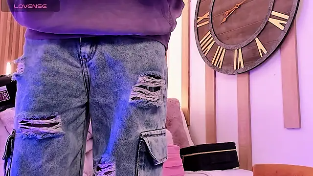 ArianaSantana online show from January 13, 1:04 pm