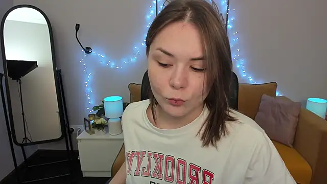 Sophi gi online show from September 15, 3:48 am