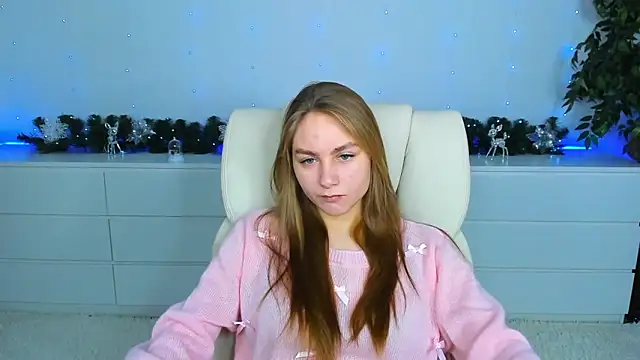 MilaAddams online show from December 18, 6:40 am