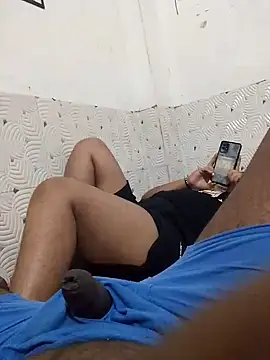 Hotsexygirl 200 online show from October 22, 4:56 pm