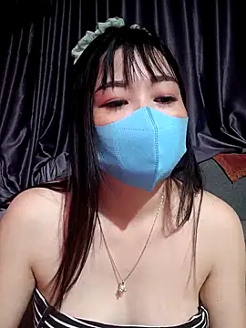 ChunkyLy online show from September 12, 2:57 pm