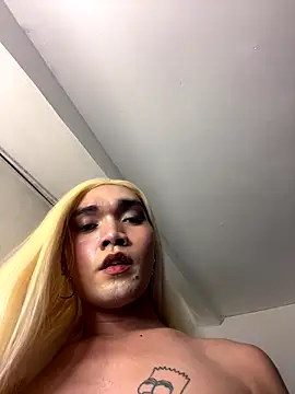 Snapshot of sissielil chatting on October 5, 8:36 pm sissielil online show from October 5, 8:36 pm