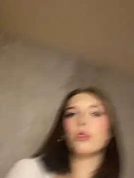 Snapshot of MiaMrazz chatting on October 13, 2:20 pm MiaMrazz online show from October 13, 2:20 pm