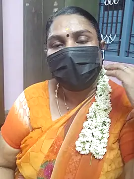 Snapshot of Tamil_Azhaghi25 chatting on October 8, 7:40 pm Tamil Azhaghi25 online show from October 8, 7:40 pm