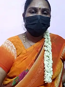 Snapshot of Tamil_Azhaghi25 chatting on October 13, 8:11 pm Tamil Azhaghi25 online show from October 13, 8:11 pm