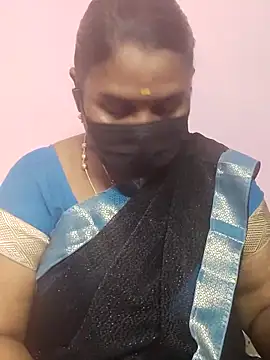 Snapshot of Tamil_Azhaghi25 chatting on October 9, 7:40 pm Tamil Azhaghi25 online show from October 9, 7:40 pm