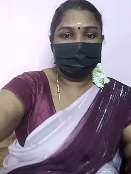 Snapshot of Tamil_Azhaghi25 chatting on October 27, 6:24 pm Tamil Azhaghi25 online show from October 27, 6:24 pm