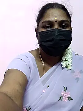 Snapshot of Tamil_Azhaghi25 chatting on October 25, 6:04 pm Tamil Azhaghi25 online show from October 25, 6:04 pm