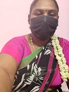 Snapshot of Tamil_Azhaghi25 chatting on October 14, 8:22 pm Tamil Azhaghi25 online show from October 14, 8:22 pm