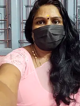 Snapshot of Tamil_Azhaghi25 chatting on October 30, 6:53 pm Tamil Azhaghi25 online show from October 30, 6:53 pm