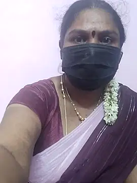 Snapshot of Tamil_Azhaghi25 chatting on September 27, 6:04 pm Tamil Azhaghi25 online show from September 27, 6:04 pm